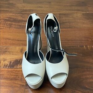 Tony Bianco Cream Peep-Toe Platform Sandals